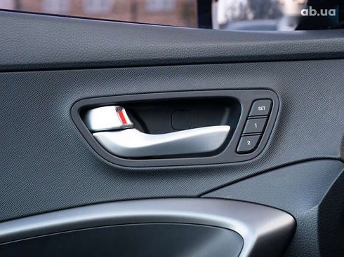 Hyundai Santa Fe 2015 - фото 20