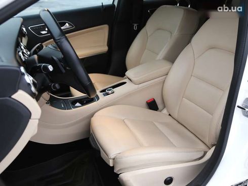 Mercedes-Benz GLA-Класс 2018 - фото 8