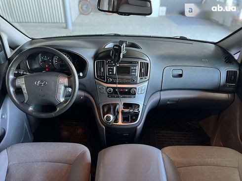 Hyundai H-1 2019 - фото 29