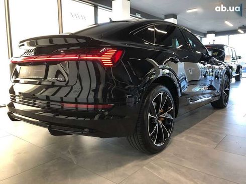 Audi E-Tron 2021 - фото 6