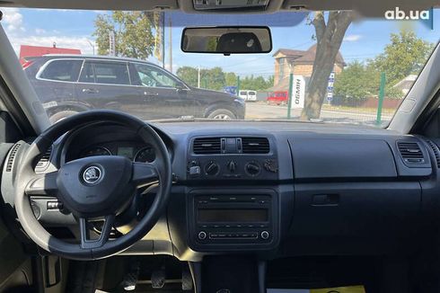 Skoda Fabia 2013 - фото 22
