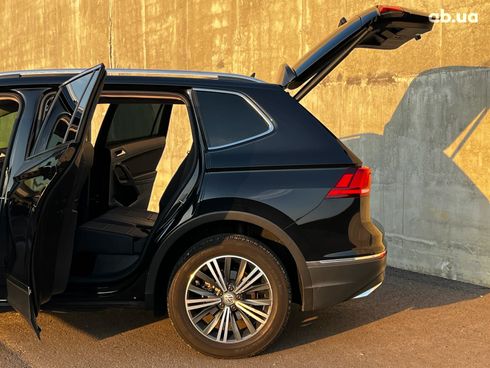 Volkswagen Tiguan 2019 черный - фото 67