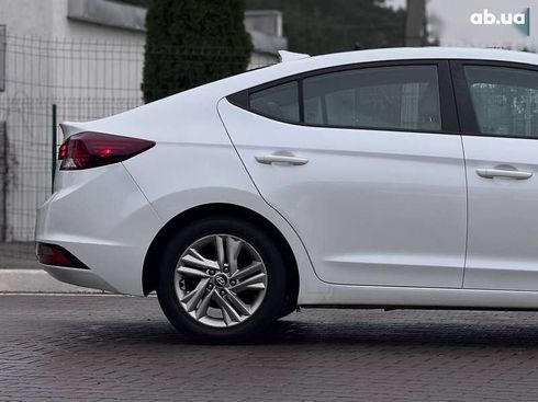 Hyundai Elantra 2019 - фото 14