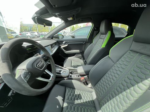 Audi RS 3 2023 - фото 31