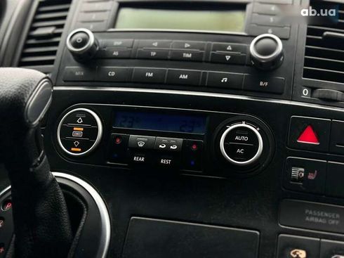 Volkswagen Multivan 2006 - фото 23
