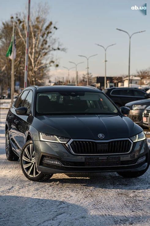 Skoda Octavia 2021 - фото 10