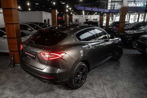 Maserati Levante 2017 - фото 2