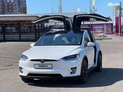 Tesla Model X 2020 - фото 12