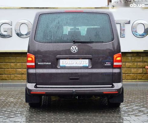 Volkswagen Multivan 2015 - фото 9
