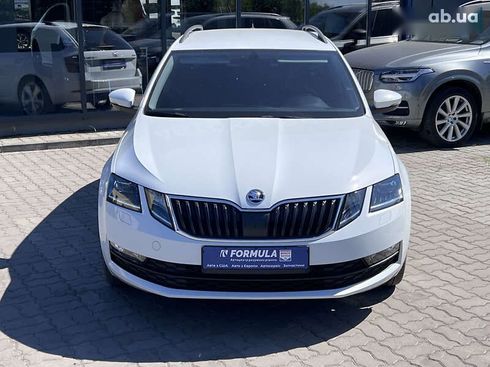 Skoda Octavia 2018 - фото 5