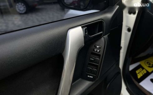 Toyota Land Cruiser Prado 2014 - фото 19