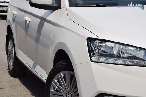 Skoda Fabia 2021 - фото 13