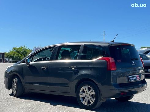 Peugeot 5008 2016 серый - фото 31