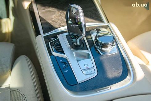 BMW 7 серия 2017 - фото 25