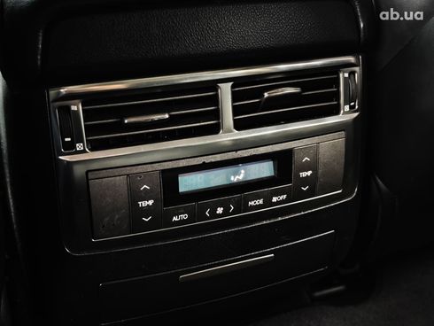 Lexus LX 2011 бежевый - фото 31