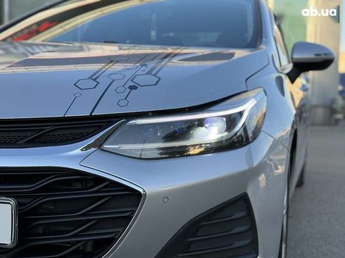 Chevrolet Cruze 2018 - фото 9
