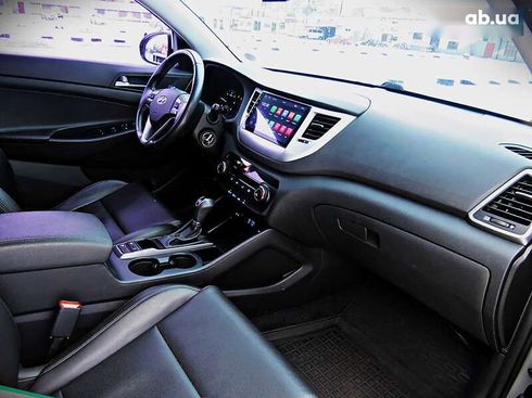 Hyundai Tucson 2017 - фото 16