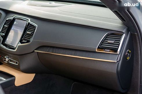 Volvo XC90 2024 - фото 28