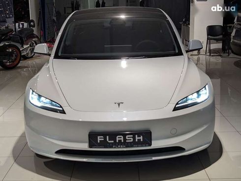 Tesla Model 3 2024 - фото 2