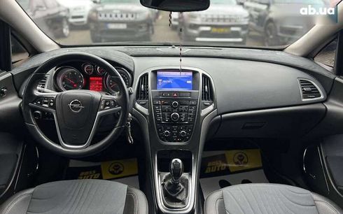 Opel Astra 2013 - фото 16