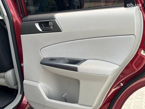 Subaru Forester 2012 красный - фото 33