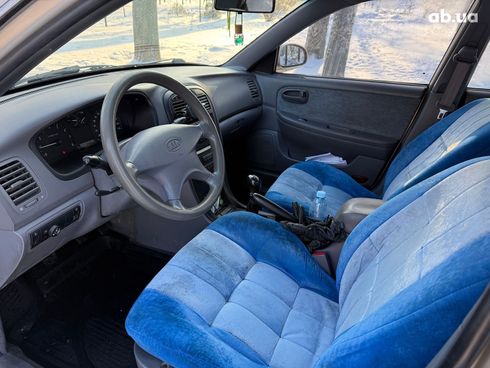 Kia Magentis 2005 бежевый - фото 11