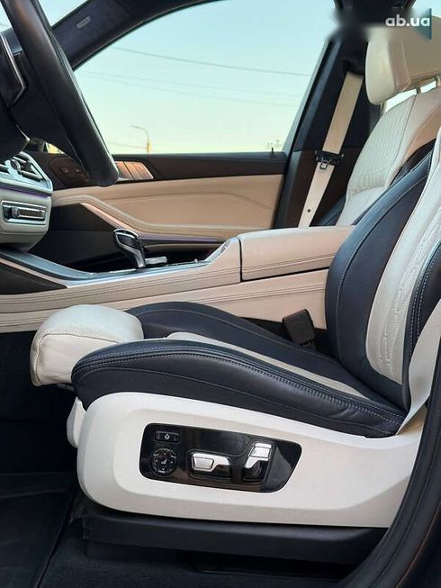 BMW X7 2022 - фото 20