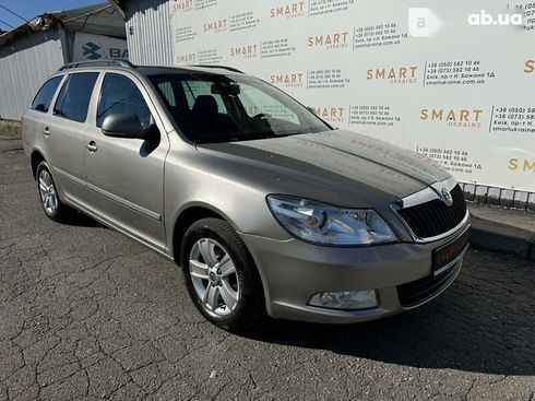 Skoda Octavia 2010 - фото 28