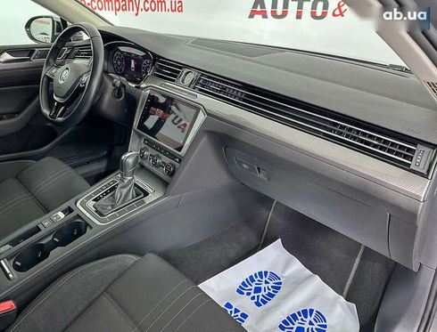 Volkswagen passat alltrack 2019 - фото 14