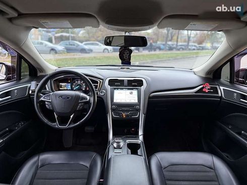 Ford Fusion 2017 - фото 9