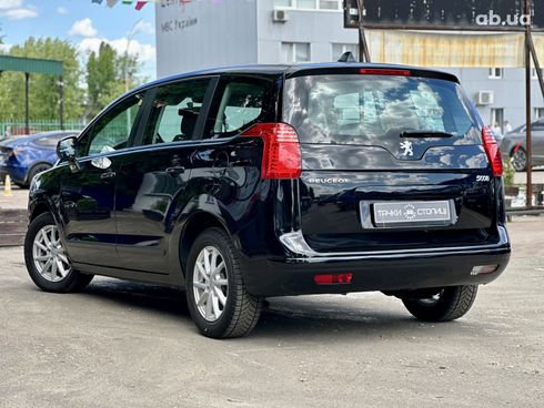 Peugeot 5008 2013 черный - фото 3