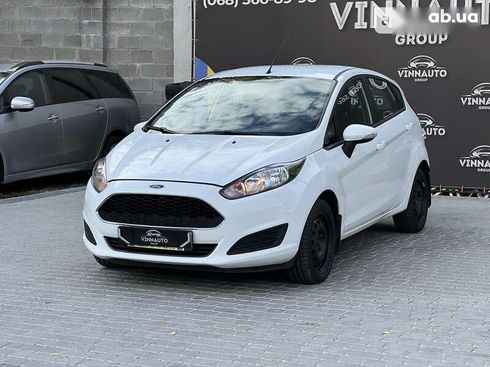 Ford Fiesta 2016 - фото 3