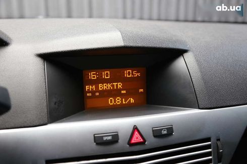 Opel Astra 2013 - фото 19