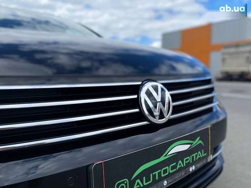 Volkswagen Passat 2017 - фото 17