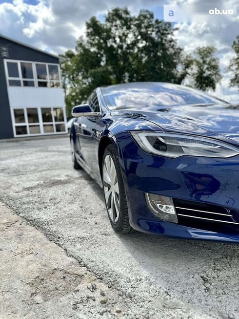 Tesla Model S 2020 - фото 17