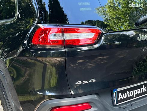 Jeep Cherokee 2015 черный - фото 10