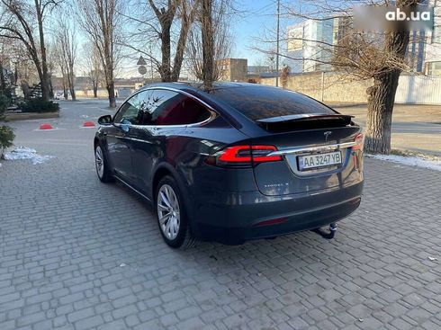 Tesla Model X 2018 - фото 8