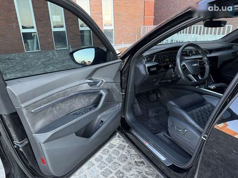 Audi E-Tron 2020 - фото 12