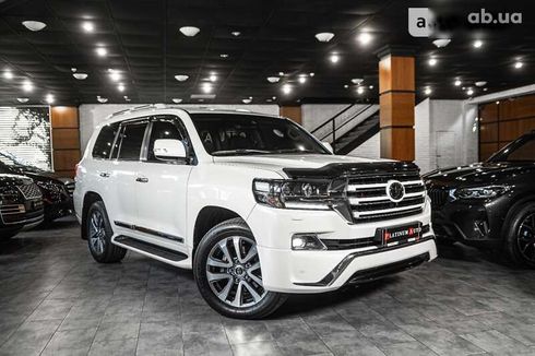 Toyota Land Cruiser 2017 - фото 4