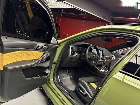 BMW X6 M 2021 - фото 25