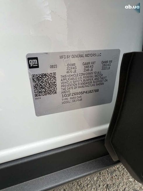 Chevrolet Bolt 2023 - фото 16
