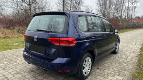 Volkswagen Touran 2017 синий - фото 5