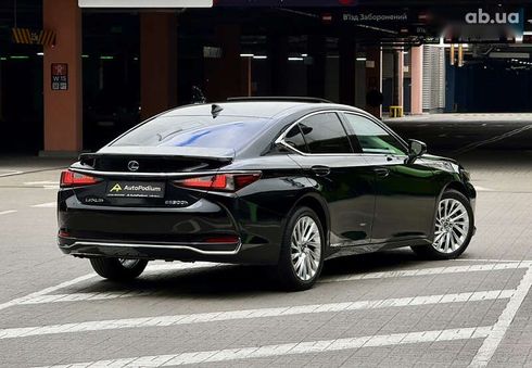 Lexus ES 2019 - фото 9