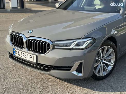 BMW 5 серия 2021 - фото 30