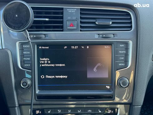Volkswagen e-Golf 2016 серый - фото 89