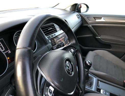 Volkswagen Golf 2018 - фото 3