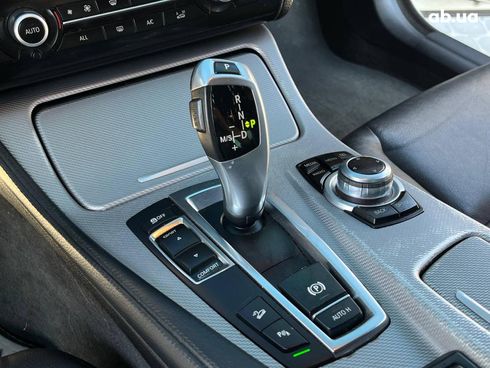 BMW 5 серия 2013 белый - фото 15