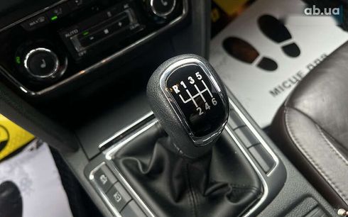 Skoda Superb 2012 - фото 19