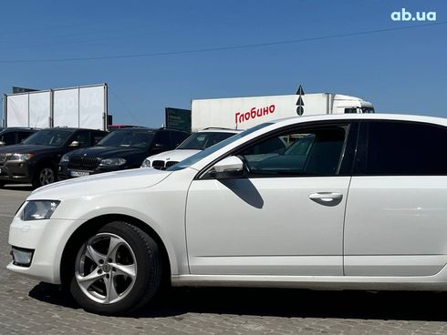 Skoda Octavia 2015 белый - фото 29