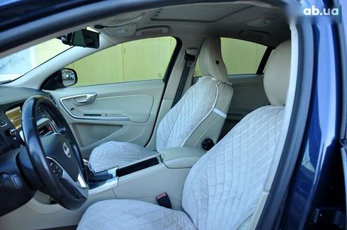 Volvo S60 2012 - фото 19